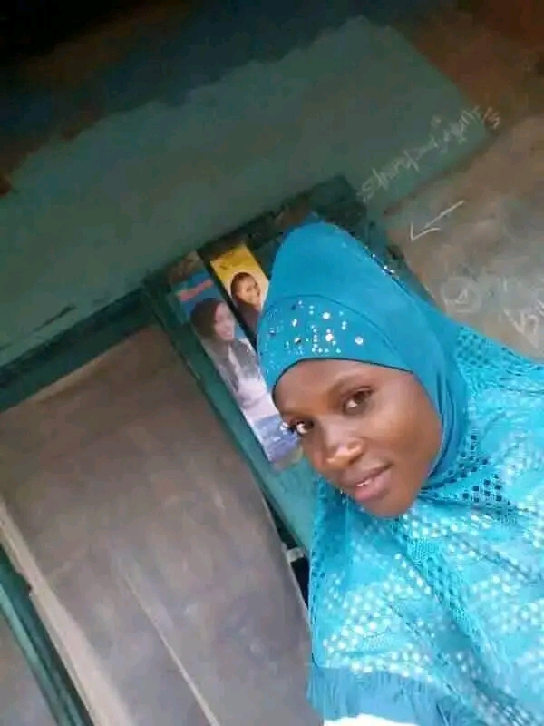 Rafiu Rosemary (Betty)_yOvlB